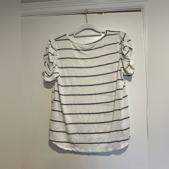 Green Envelope Womens Large White w/ Black Stripes Rushed Balloon Sleeve Tee. - Picture 2 of 9